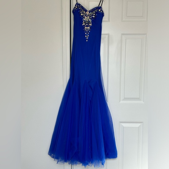 Prom Dress - Picture 3 of 4